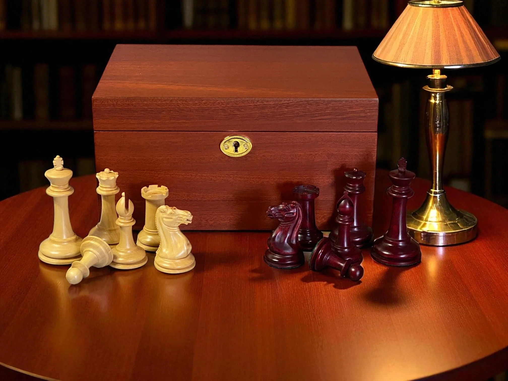 Cooke 3.5" Claret Lacquered Boxwood Chessmen and Mahogany Hinged Box - Image 3